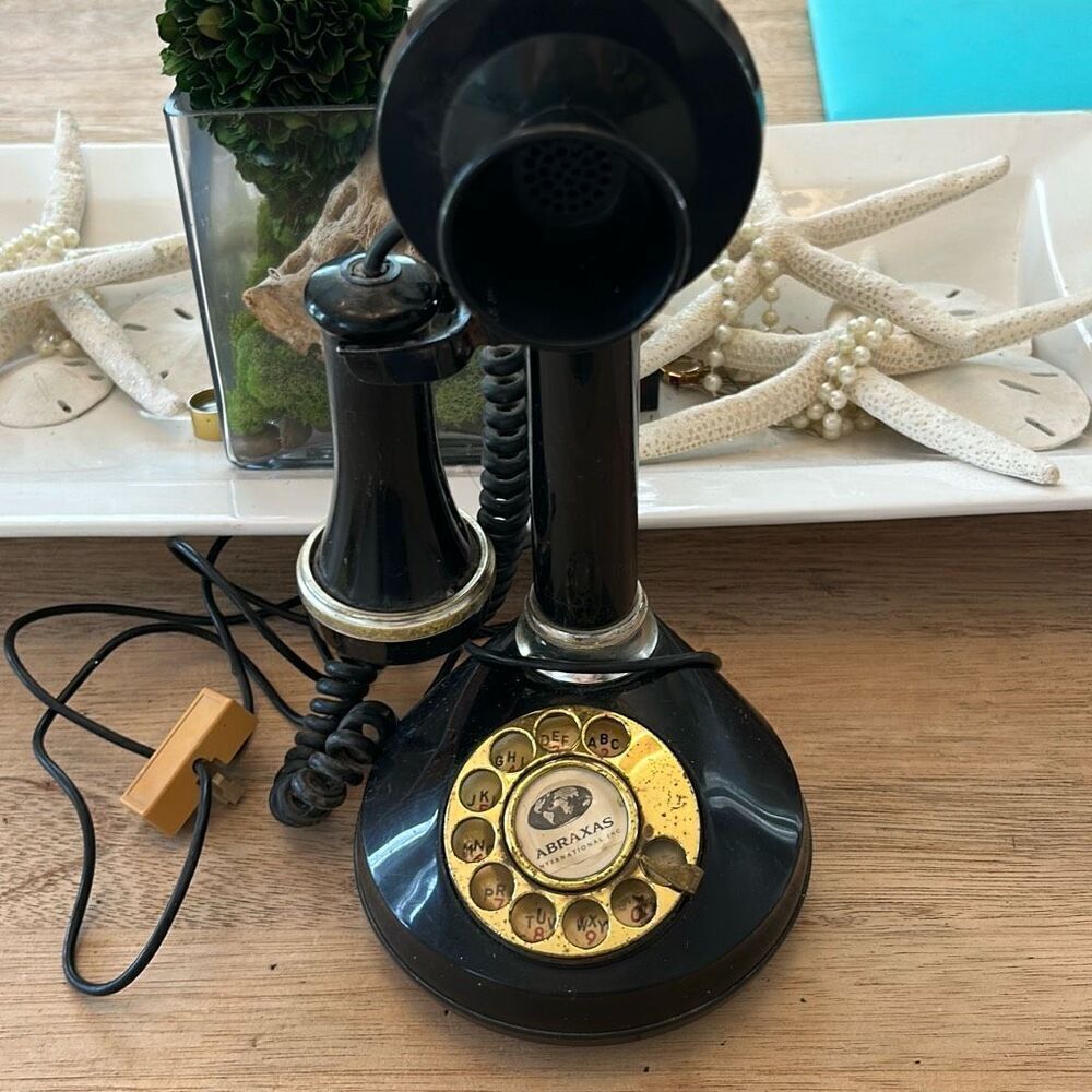 Vintage Lucite clam shell peach phone